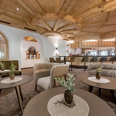 Wellness & Relax Milderer Hof 4* Нойштифт-им-Штубайталь