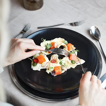 Отель Wellness & Relax Milderer Hof Нойштифт-им-Штубайталь