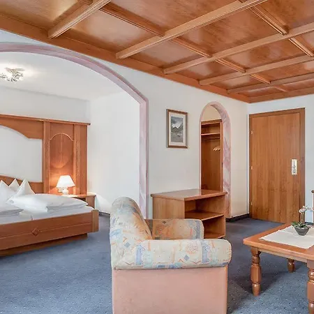 Wellness & Relax Milderer Hof Отель 4*